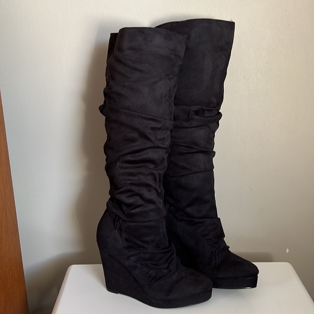 Leila Stone  Vanessa. Black boots New 7.5